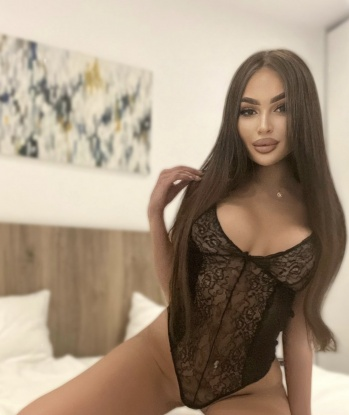 Аня